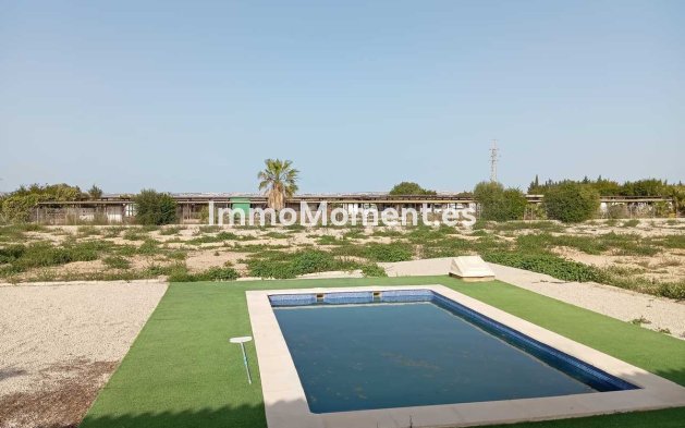 Reventa - Villa - San Miguel de Salinas - San Miguel de Salinas Centro