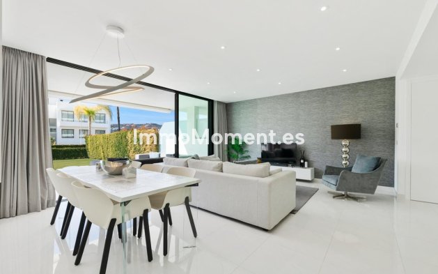 Wiederverkauf - Wohnung - Estepona  - Estepona Centro