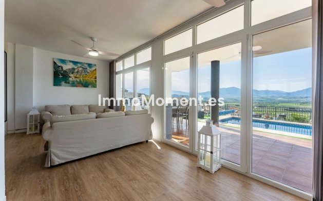 Revente - Villa - Intérieur                       - Coín