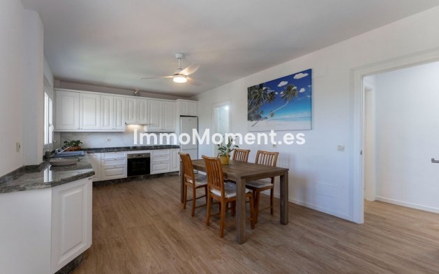 Revente - Villa - Intérieur                       - Coín