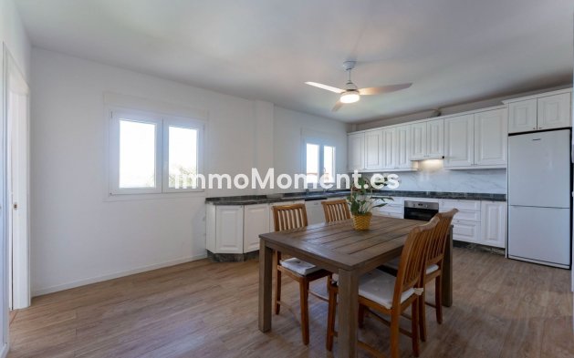 Revente - Villa - Intérieur                       - Coín