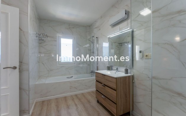 Revente - Villa - Intérieur                       - Coín