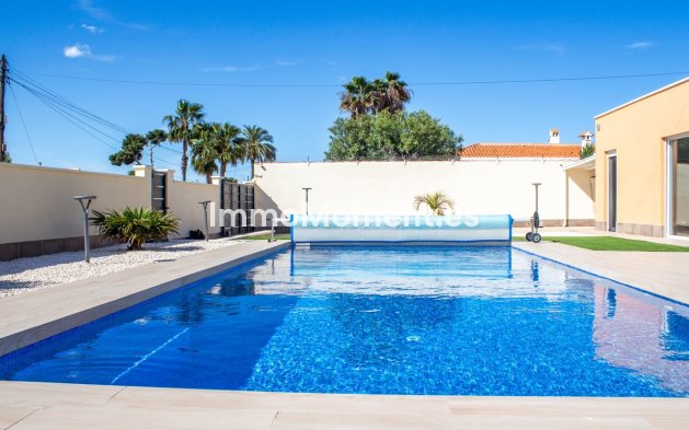 Wiederverkauf - Villa - Torrevieja - La Siesta