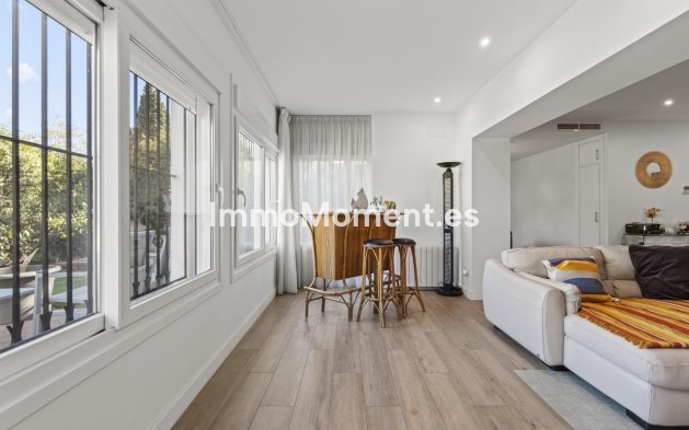 Wiederverkauf - Villa - Marbella - Guadalmina Alta