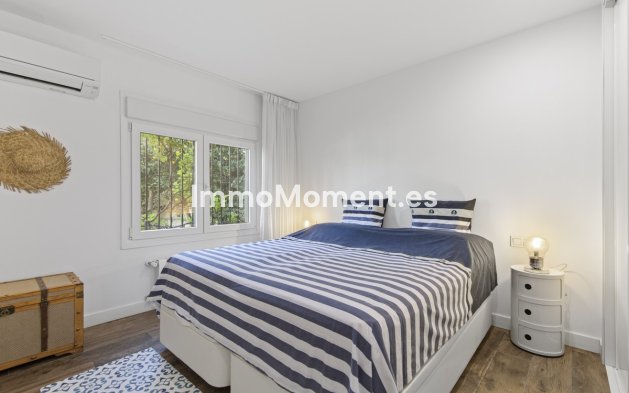 Wiederverkauf - Villa - Marbella - Guadalmina Alta