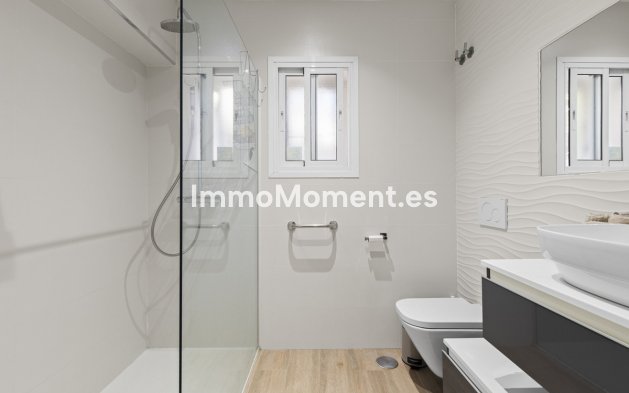 Wiederverkauf - Villa - Marbella - Guadalmina Alta