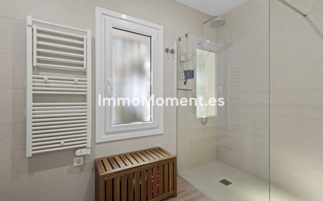 Wiederverkauf - Villa - Marbella - Guadalmina Alta