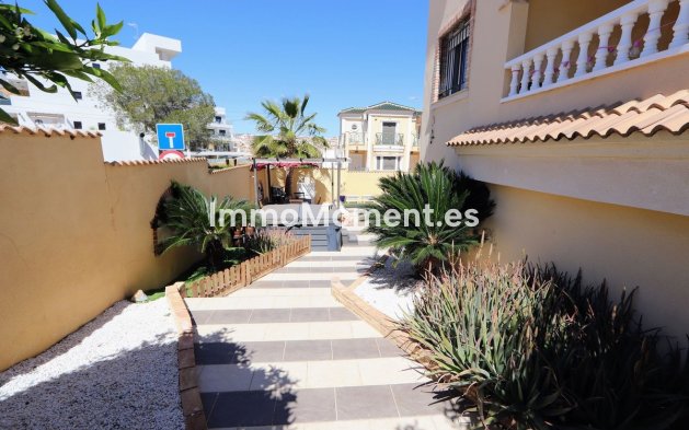 Revente - Villa - Orihuela - Villamartin