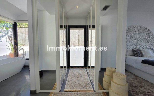 Revente - Villa - Estepona  - Estepona Centro