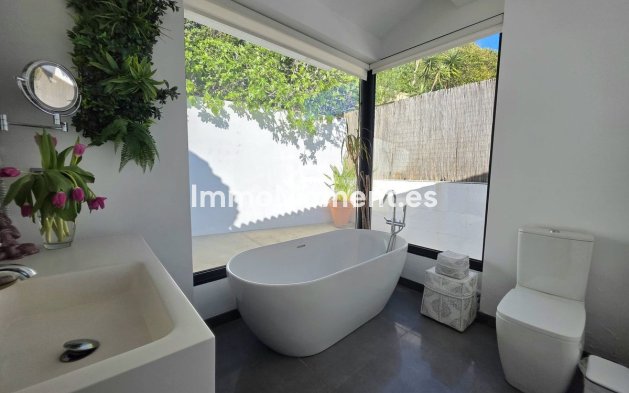 Revente - Villa - Estepona  - Estepona Centro