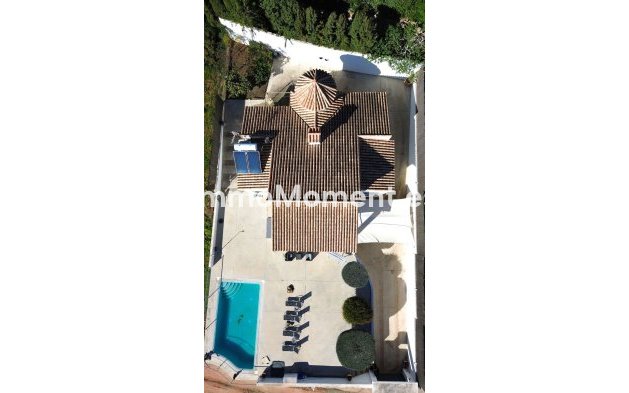 Revente - Villa - Estepona  - Estepona Centro