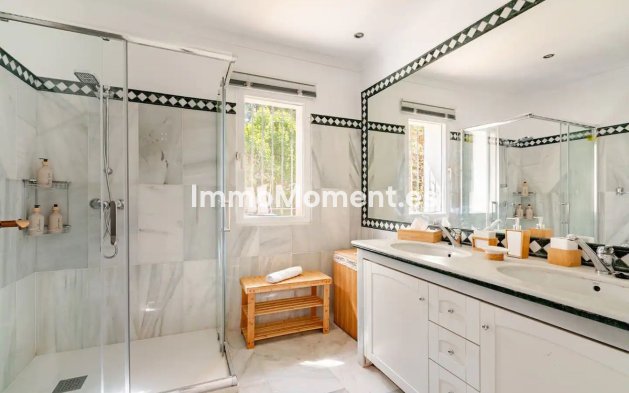 Wiederverkauf - Villa - Marbella - Nagüeles