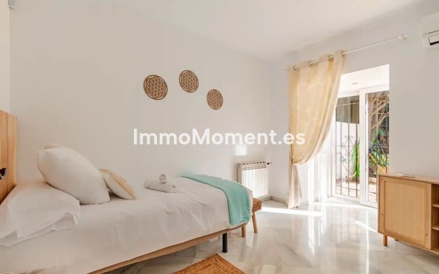 Wiederverkauf - Villa - Marbella - Nagüeles