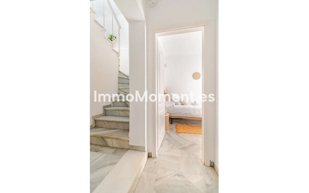 Wiederverkauf - Villa - Marbella - Nagüeles