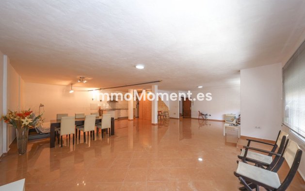 Revente - Maison mitoyenne - Intérieur                       - Guaro