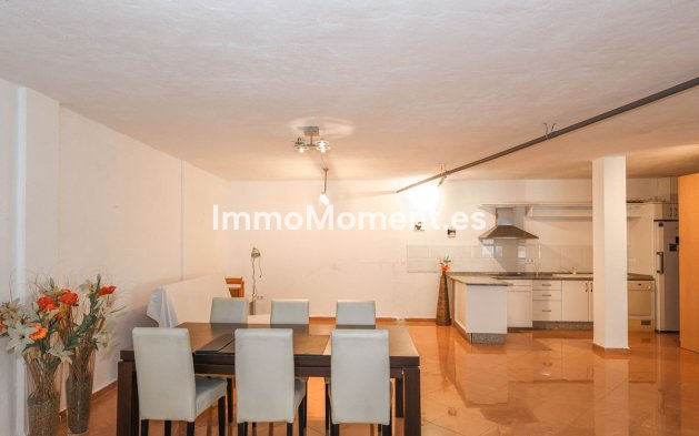 Revente - Maison mitoyenne - Intérieur                       - Guaro