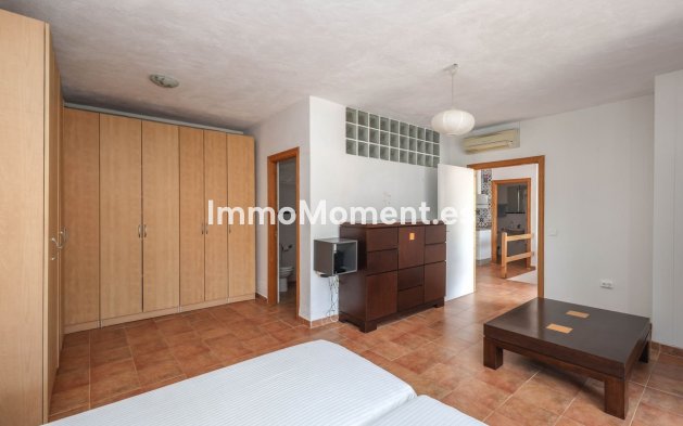 Revente - Maison mitoyenne - Intérieur                       - Guaro