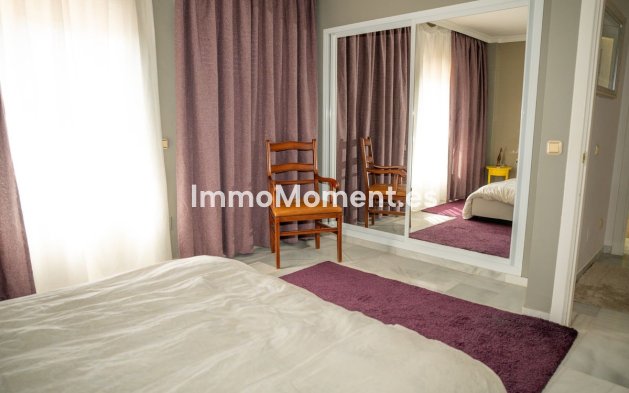 Reventa - Villa - Marbella - Elviria