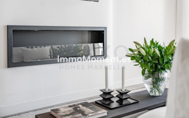 Resale - Apartment - Benahavís - Benahavís Centro