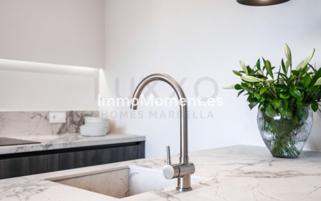 Resale - Apartment - Benahavís - Benahavís Centro