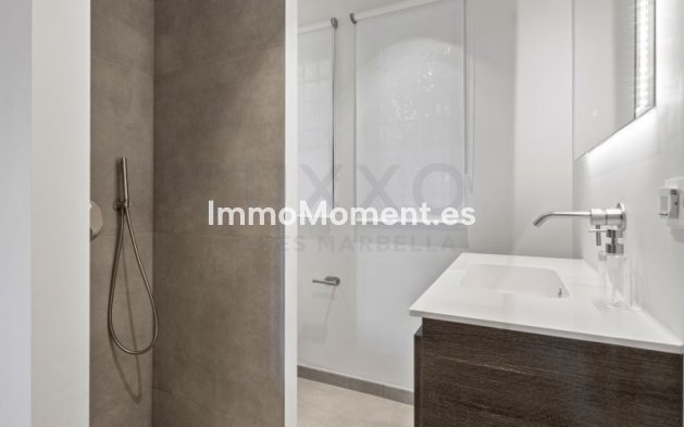 Resale - Apartment - Benahavís - Benahavís Centro