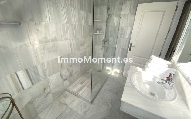 Wiederverkauf - Wohnung - Marbella - Nueva Andalucía