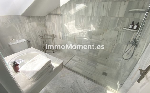 Wiederverkauf - Wohnung - Marbella - Nueva Andalucía