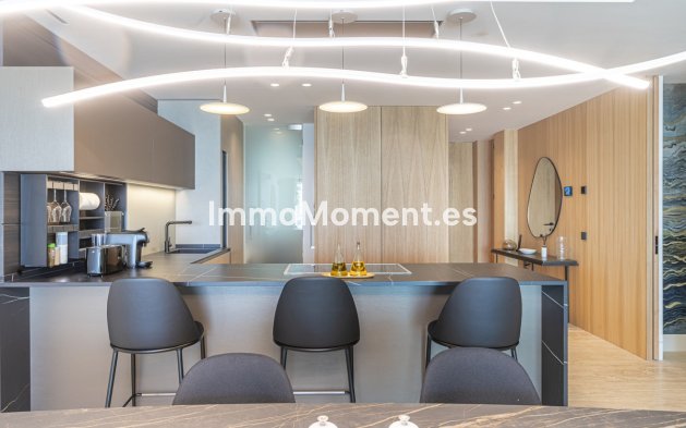 Wiederverkauf - Wohnung - Estepona  - Estepona Centro