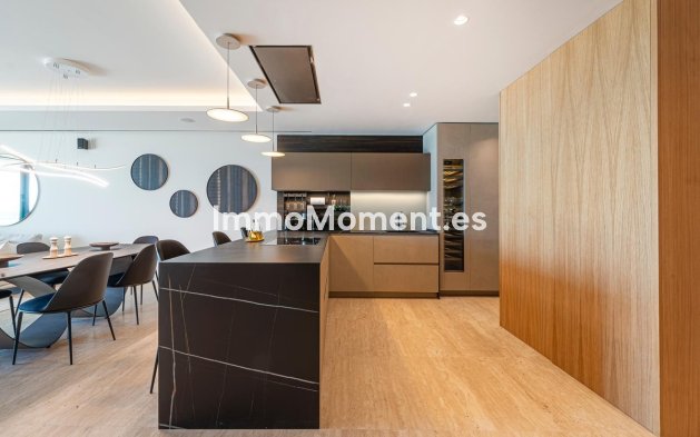 Wiederverkauf - Wohnung - Estepona  - Estepona Centro