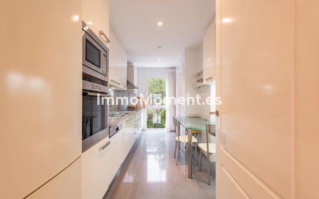 Wiederverkauf - Wohnung - Marbella - Nueva Andalucía