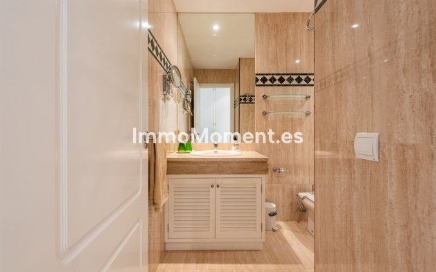 Wiederverkauf - Wohnung - Marbella - Nueva Andalucía