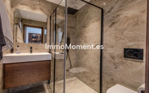 Wiederverkauf - Wohnung - Benalmadena - Benalmadena Centro