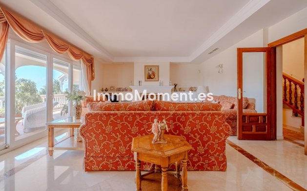 Reventa - Villa independiente - Estepona  - New Golden Mile