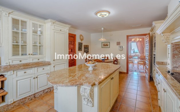 Reventa - Villa independiente - Estepona  - New Golden Mile