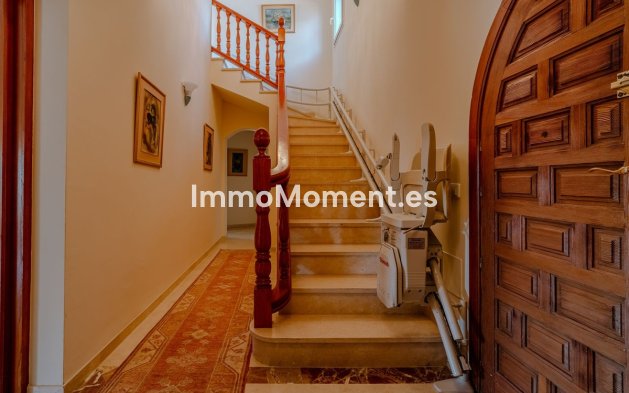 Reventa - Villa independiente - Estepona  - New Golden Mile
