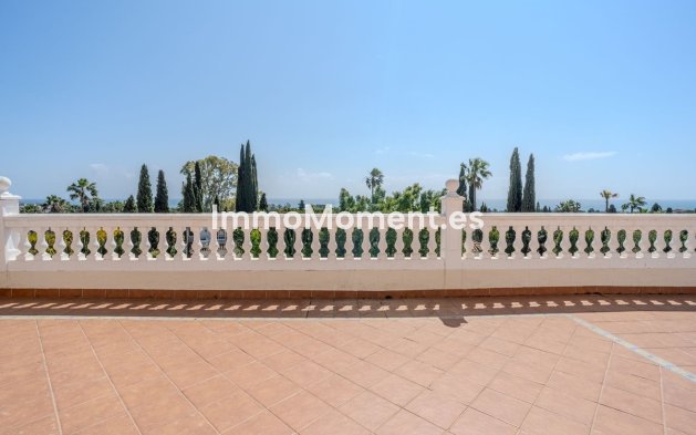 Reventa - Villa independiente - Estepona  - New Golden Mile