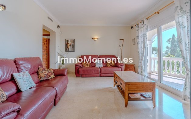 Reventa - Villa independiente - Estepona  - New Golden Mile
