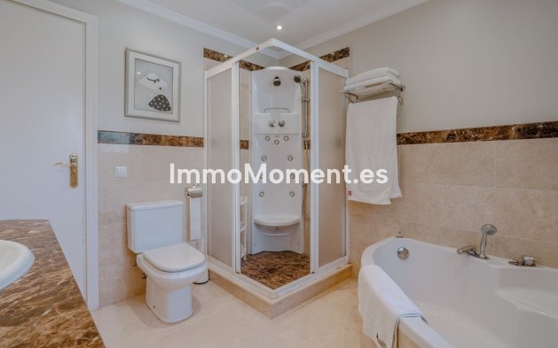 Reventa - Villa independiente - Estepona  - New Golden Mile