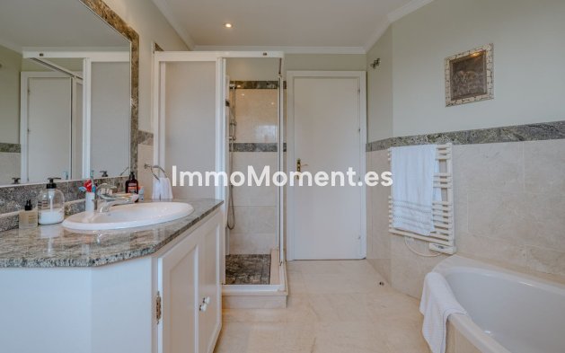 Reventa - Villa independiente - Estepona  - New Golden Mile