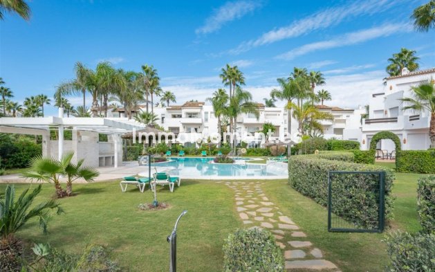 Wiederverkauf - Wohnung - Estepona  - Costalita
