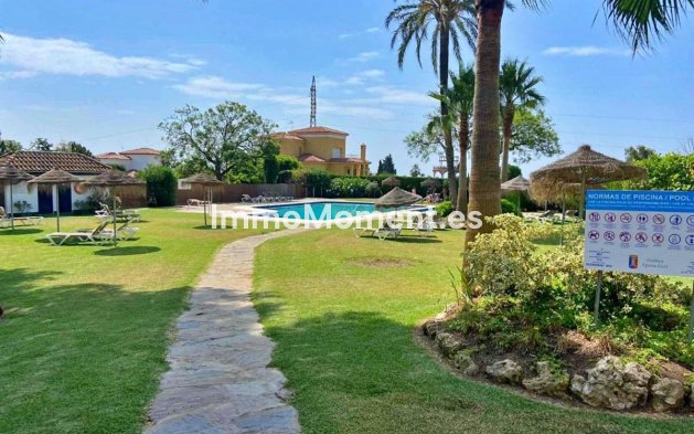 Wiederverkauf - Wohnung - Estepona  - Atalaya