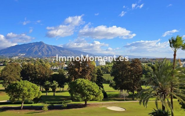 Wiederverkauf - Wohnung - Estepona  - Atalaya