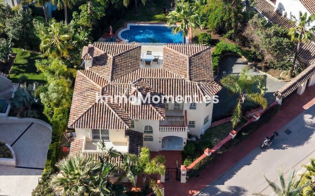 Resale - Villa - Marbella - Marbesa