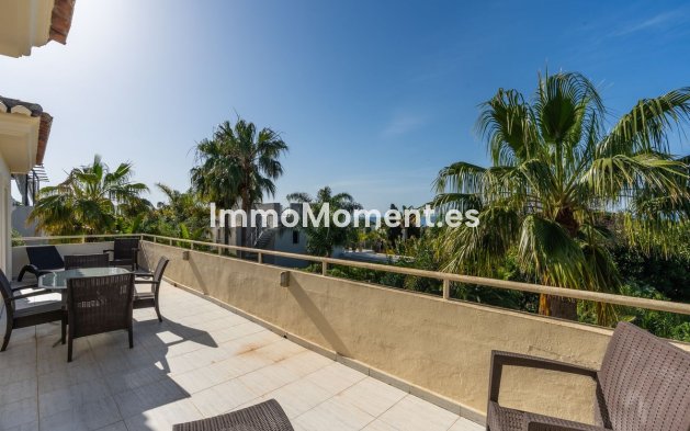 Resale - Villa - Marbella - Marbesa