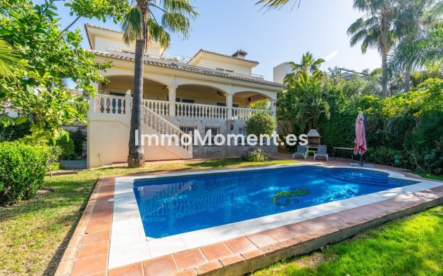 Resale - Villa - Marbella - Marbesa