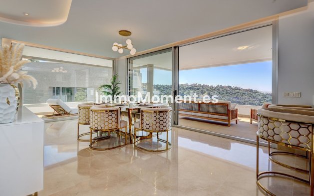 Resale - Apartment - Benahavís - Benahavís Centro