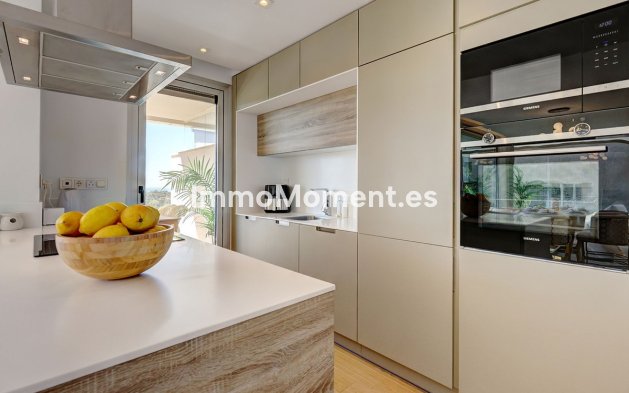 Resale - Apartment - Benahavís - Benahavís Centro