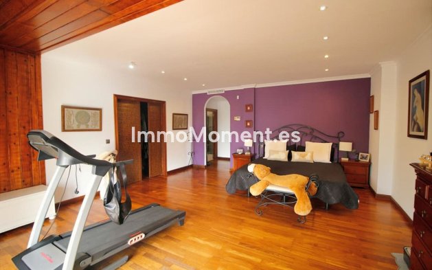 Revente - Villa - Benalmadena - Benalmadena Centro