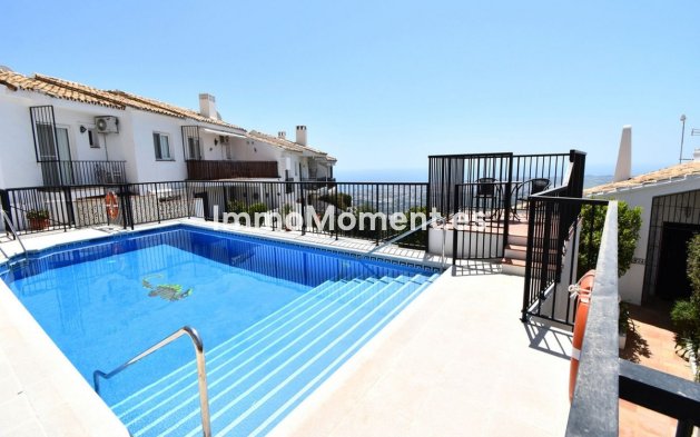 Resale - Apartment - Mijas - Mijas Centro