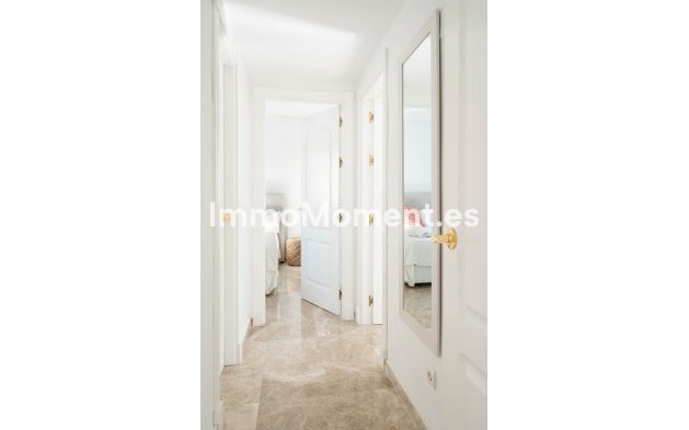 Wiederverkauf - Wohnung - Marbella - Nueva Andalucía